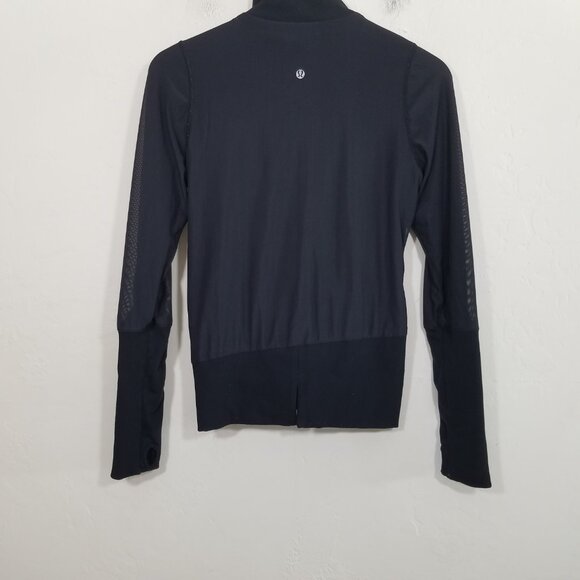 Lululemon Reversible Mesh Jacket - Picture 4 of 11